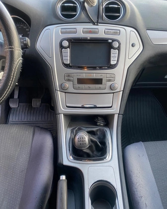Ford Mondeo cena 21500 przebieg: 278000, rok produkcji 2010 z Bełżyce małe 121